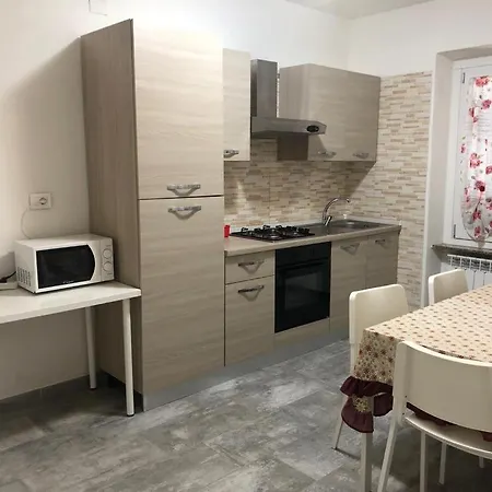 Il Grappolo Di Pensionat Gavi