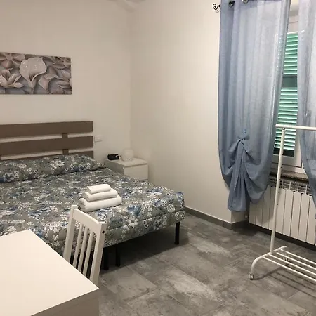 Il Grappolo -affittacamere- Gavi