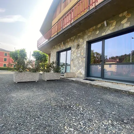 Il Grappolo Di Pensionat Gavi