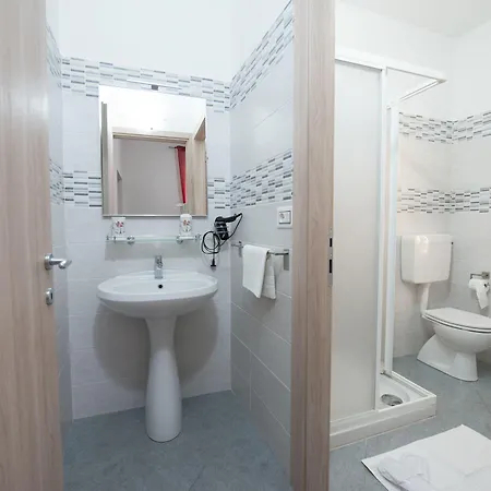 Il Grappolo Di 4*